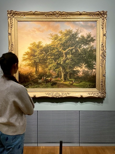 Lonely in a big city? Go to the museum alone. Here's how